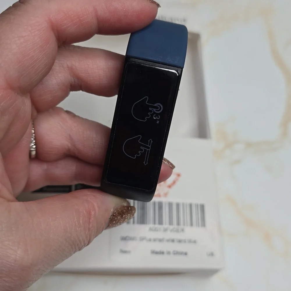 iWown i5plus Blue Smart Wristband New In Box